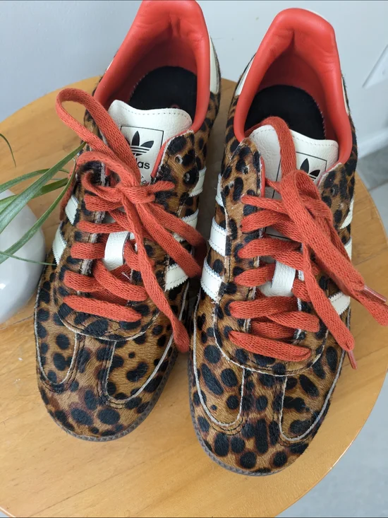 Adidas Samba OG Women's Leopard Print Sneakers with Red Accents 6.5 - Picture 6 of 7